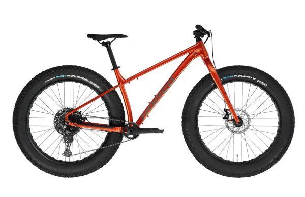 Fatbike for rent in Downtown Ottawa on Sparks St.
